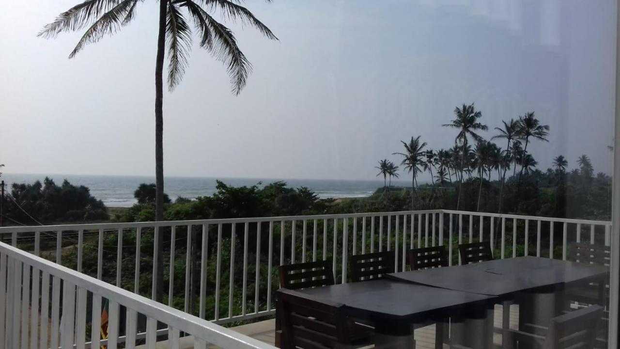 Blue Beach Villa Вадува Екстериор снимка